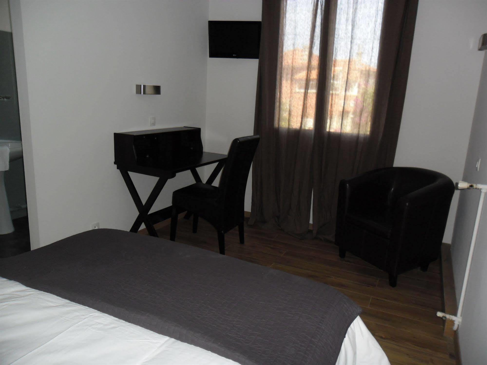 Blue Hotel La Seyne-sur-Mer Exterior foto