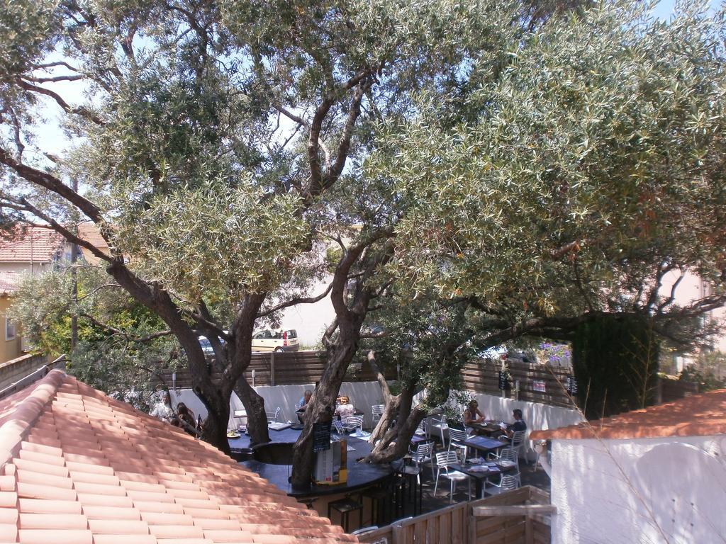 Blue Hotel La Seyne-sur-Mer Exterior foto